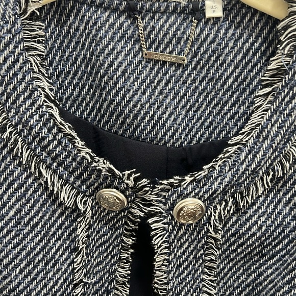 Chico’s Blue Tweed Jacket Open Front W/ Silver Buttons Size 8 Medium NWT - Picture 4 of 11